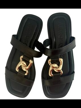 AEROSOLES Black Slide Sandals with Gold Chain Detail